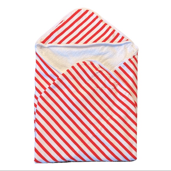 3 FOR $20 - June & January Hooded Towel - Picture 1 of 5